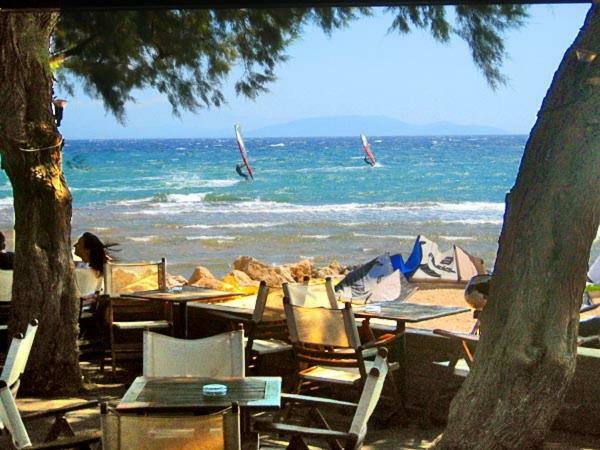 Windsurfing Seaside Apartment Artemida Exterior foto